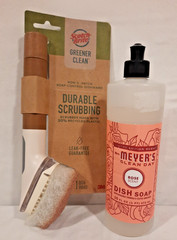 MRS. MEYERS CLEAN DAY ROSE SCENT DISH SOAP W/ SCOTCH BRITE SCRUBBER BRAND NEW