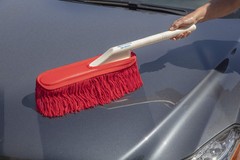California Car Duster Standard Car Duster With Plastic Handle, Red 25″ (62443)