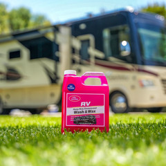 Gel GLOSS RV Wash & Wax – Clean, Seak-Free Finish, Reduced Water Spotting, Ph Ne