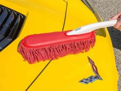 California Car Duster with Plastic Handle
