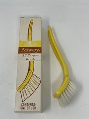 Vintage 1974 AMWAY All Purpose Brush Yellow Small New Old Stock Cleaning
