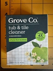 Grove Collaborative Cleaner Concentrate 2 Pack – Tub & Tile, Apple Pear Blossom