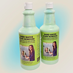 Bio Clean: Eco Friendly Hard Water Stain Remover (40oz Large). Pack of 2