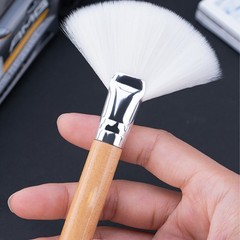 Model Grooves Clean Dust Removal Brush for Gundam/Military Models Hobby Tools H