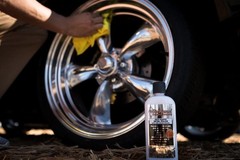Metal Polish with Long Lasting Sealant, 12 FL. Oz.