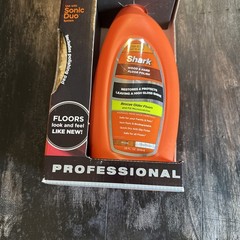 SHARK Wood & Hard Floor Cleaner Wood Floor Polish 28 oz. Discontinued NEW SEALED