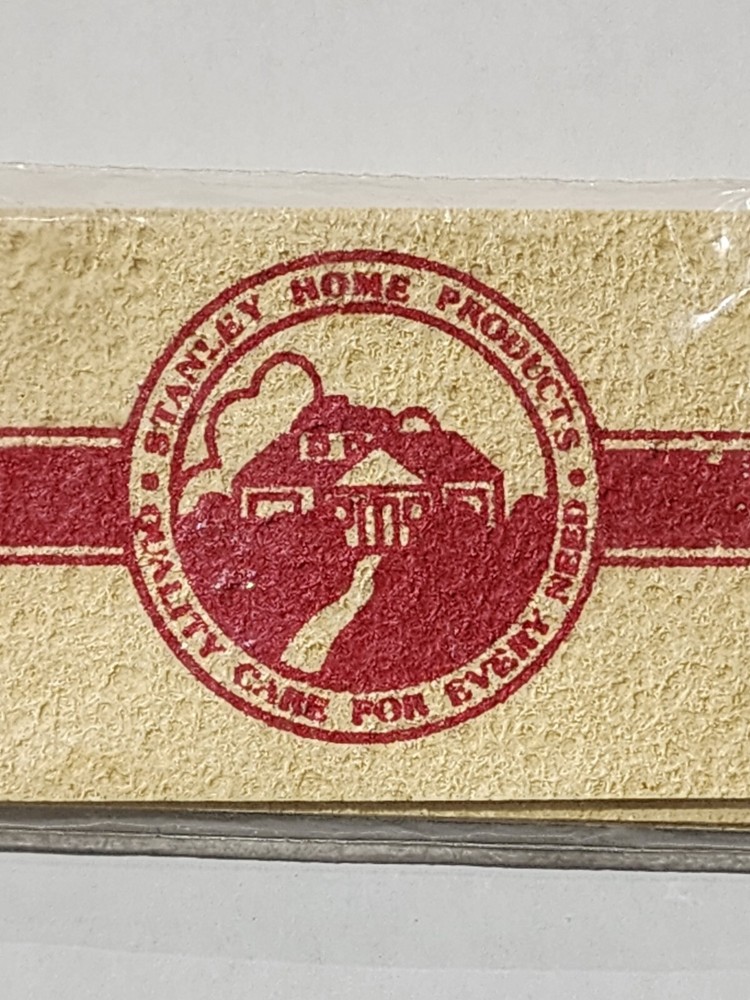 Set of 2 – Stanley Home Products – Monogrammed Sponges 5”x2 3/4” In Package