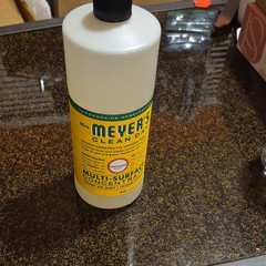 Mrs. Meyer’s Clean Day Multi-Surface Cleaner Concentrate Honeysuckle 32 fl oz