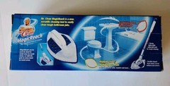NOS Mr Clean Magic Reach Starter Kit Bathroom Cleaning Tool Detachable Pole
