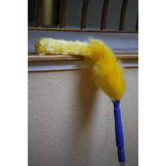 Poly-Fiber Duster with Click-Lock Feature