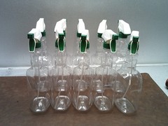 UNIVERSAL 32 0Z BOTTLE WITH SPRAYER 10PK LOCATION 1-5-3-3-2