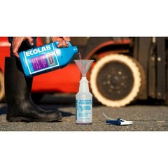 1 Gal. Professional Strength Industrial Degreaser, Attacks Grease, Buildup and S