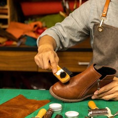 Mink Oil for Leather Boots 8.8 OZ Boot Oil Leather Conditioner Cleaner for Shoes