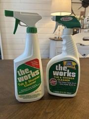 The Works Tub & Shower Cleaner (2) Rust Stains Hard Water Buildup See Descrip