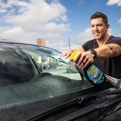 Stoner Car Care Invisible Glass Premium Glass Cleaner and Window Spray 22Oz