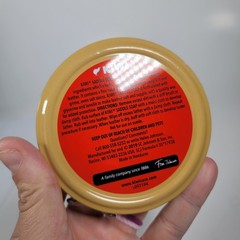 KIWI Saddle Soap Leather Cleaner – Removes Dirt & Grime – 3 1/8 oz (88 g)