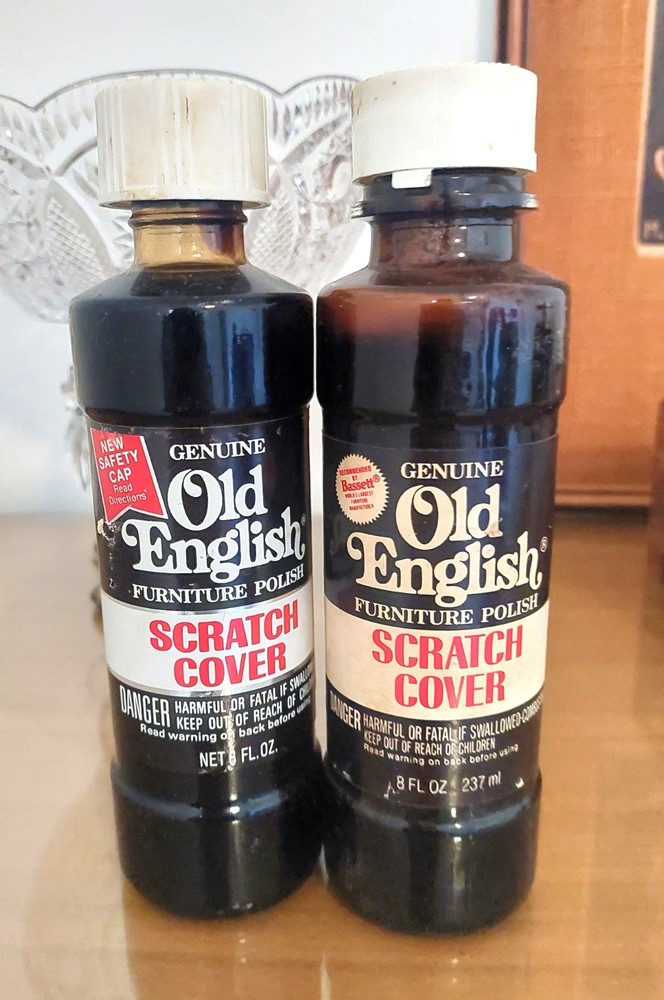Vintage 2 Old English Scratch Cover For Dark Wood Glass bottle 8oz