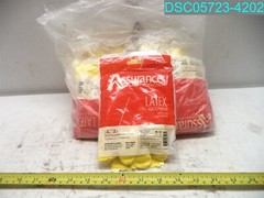 QTY=12:48L162Y ASSURANCE Yellow Medium Unsupported Chemical-Resistant Gloves 12″