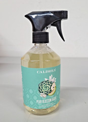 Caldrea Multi-surface Countertop Spray, Pear Blossom Agave, 16 oz – DISCONTINUED