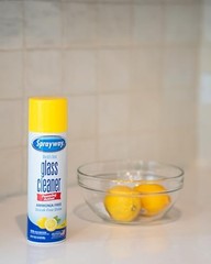 Sprayway Foaming Glass Cleaner, Lemon Scent, 19oz Aerosol, Pack of 6 – Streakles