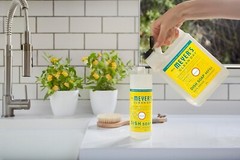 MRS. MEYER’S CLEAN DAY Liquid Dish Soap Refill Honeysuckle 48 fl. oz Biodegr…