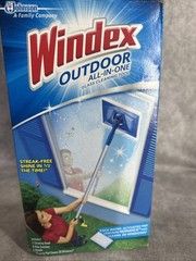 Windex Outdoor All In One Glass Window Cleaner Tool Starter Kit with 2 Pads New
