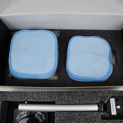 Windshield WOW! Pro Set Windshield Magnetic Cleaning Kit w/ Extra Cloths