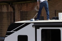 Rubber Roof Cleaner Safely Removes Build Up on The Roofs RVs Camper Pop-Ups New