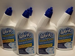 Lot Of 20 Toilet Bowl Cleaner, The Works 24 fl oz Fast Shipping