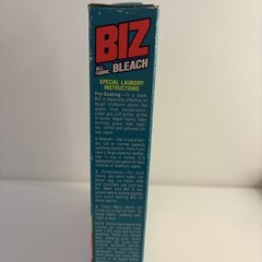 Vintage BIZ Bleach Laundry Detergent 30 Oz Proctor & Gamble UV Neon 25% Full