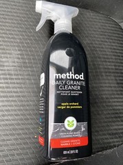 Method Daily Granite Cleaner Apple Orchard Scent 28 oz Spray Bottle 00065