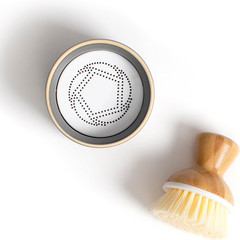 Full Circle Bubbly Palm Brush – Family Safe, Formaldehyde-Free – Ergonomic Pa…