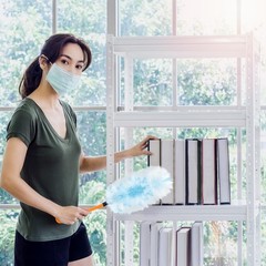 300 Pcs Duster Refills for Swiffer, Heavy Duty Disposable Cleaning Kit with Hand