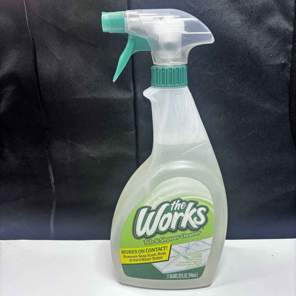 The Works Tub & Shower Cleaner Spray 32 oz 1 Bottle Discontinued NOS