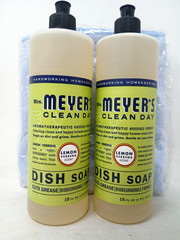 2 Pack – Mrs. Meyer’s Clean Day Dish Soap – Lemon Verbena + 2 Microfiber Cloth