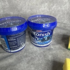 (2) NIP Astonish Oven & Cookware Cleaner Cleaning Paste 500g 17oz 300mL Sponges
