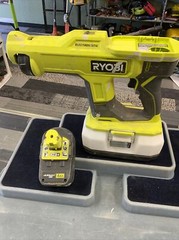 RYOBI ONE+ 18V Cordless Handheld Electrostatic Sprayer With 18v Battery Inc.