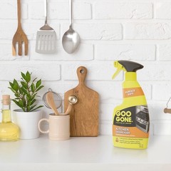 Goo Gone Kitchen Degreaser – 14 Fl Oz Unscented Foam, Cuts Grease Effortlessly