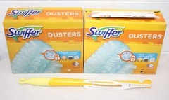Swiffer Duster Dusting Wand with 32 refills, Lavender Vanilla, Nice LOT