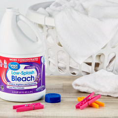 (3 pack) Great Value Low-Splash Bleach, Lavender, 81 fl oz