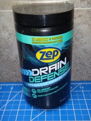 Zep DRAIN DEFENSE Pipe Build-Up Powder Remover 18oz / Septic Safe Cleaner ZDC16